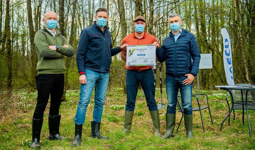 IVECO Poland przy współpracy z Ecobal rozpoczęło projekt sadzenia lasów w Polsce